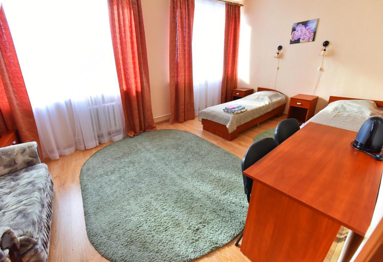 Sport Hotel Пінськ Екстер'єр фото