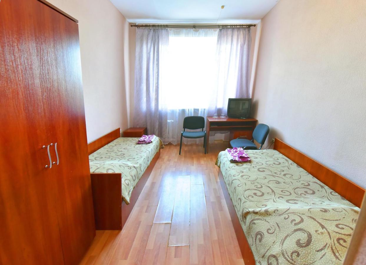 Sport Hotel Пінськ Екстер'єр фото