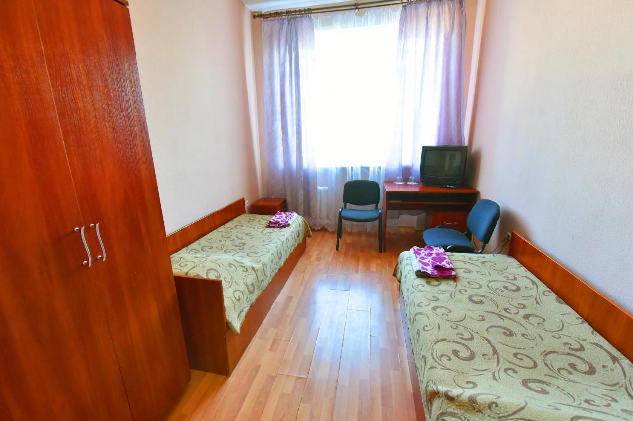 Sport Hotel Пінськ Екстер'єр фото