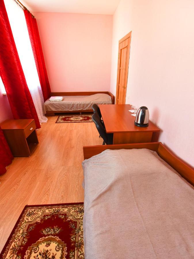 Sport Hotel Пінськ Екстер'єр фото